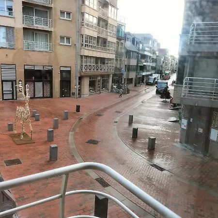 מלון דירות Luxe Rechtstreeks Aan De Boulevard En Zee 4pers *